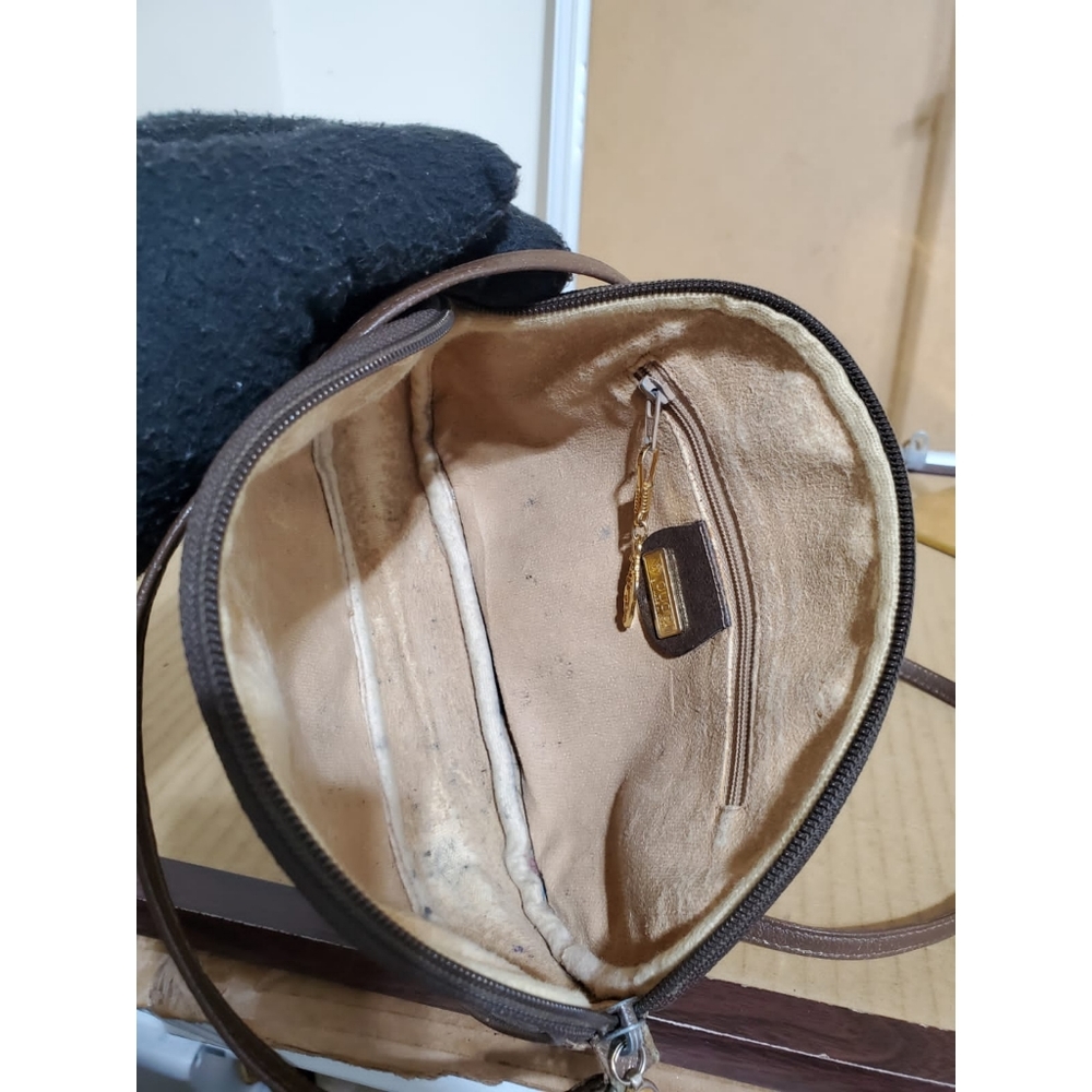 Gucci Vintage Supreme PVC Monogram Crossbody Bag - Picture 14 of 14